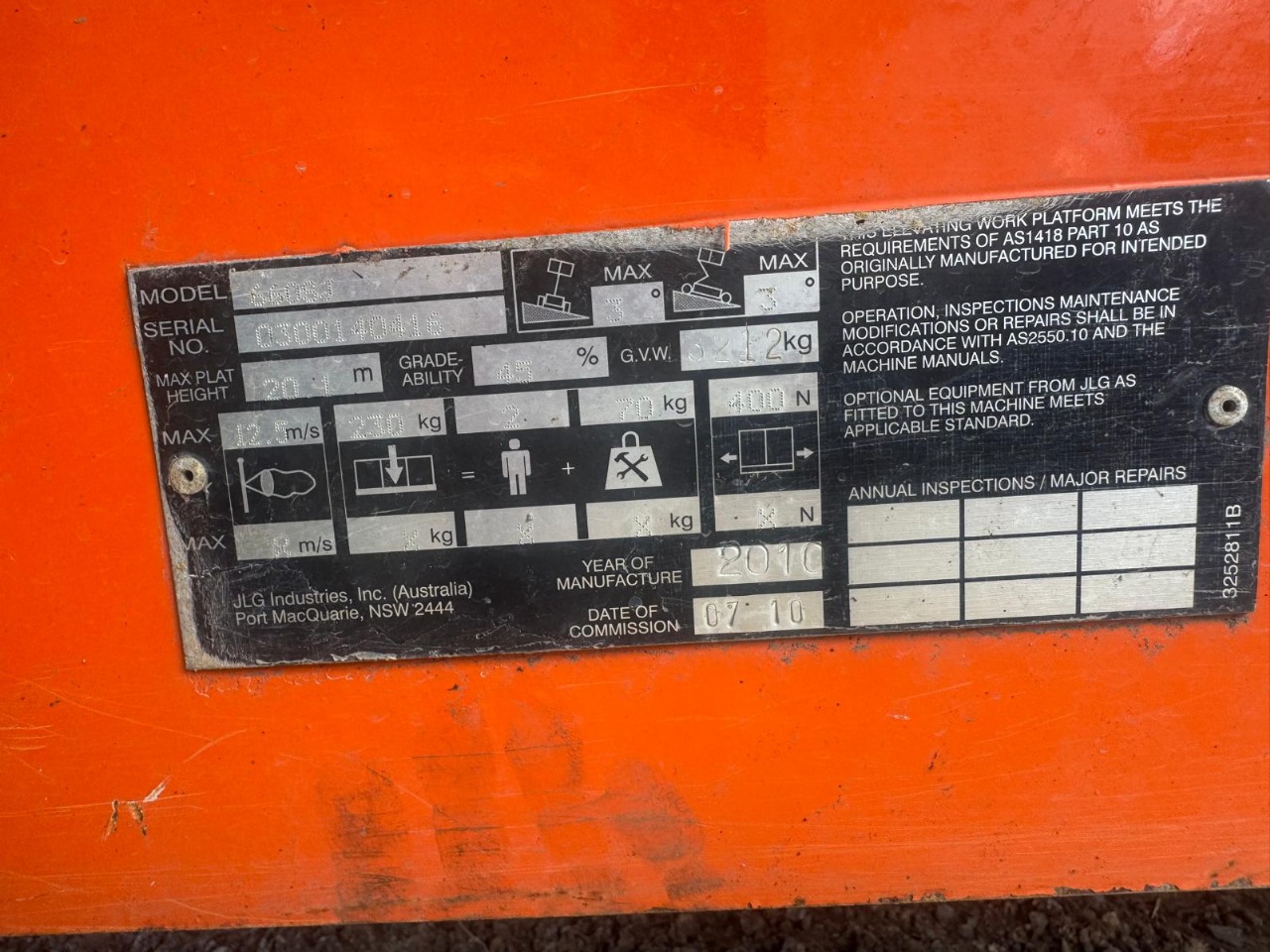 Sold - Scissor Lift - View 3